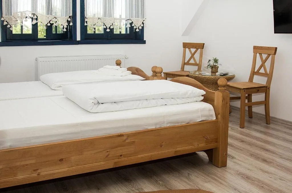 Beluga, spațiu exterior și atmosferă