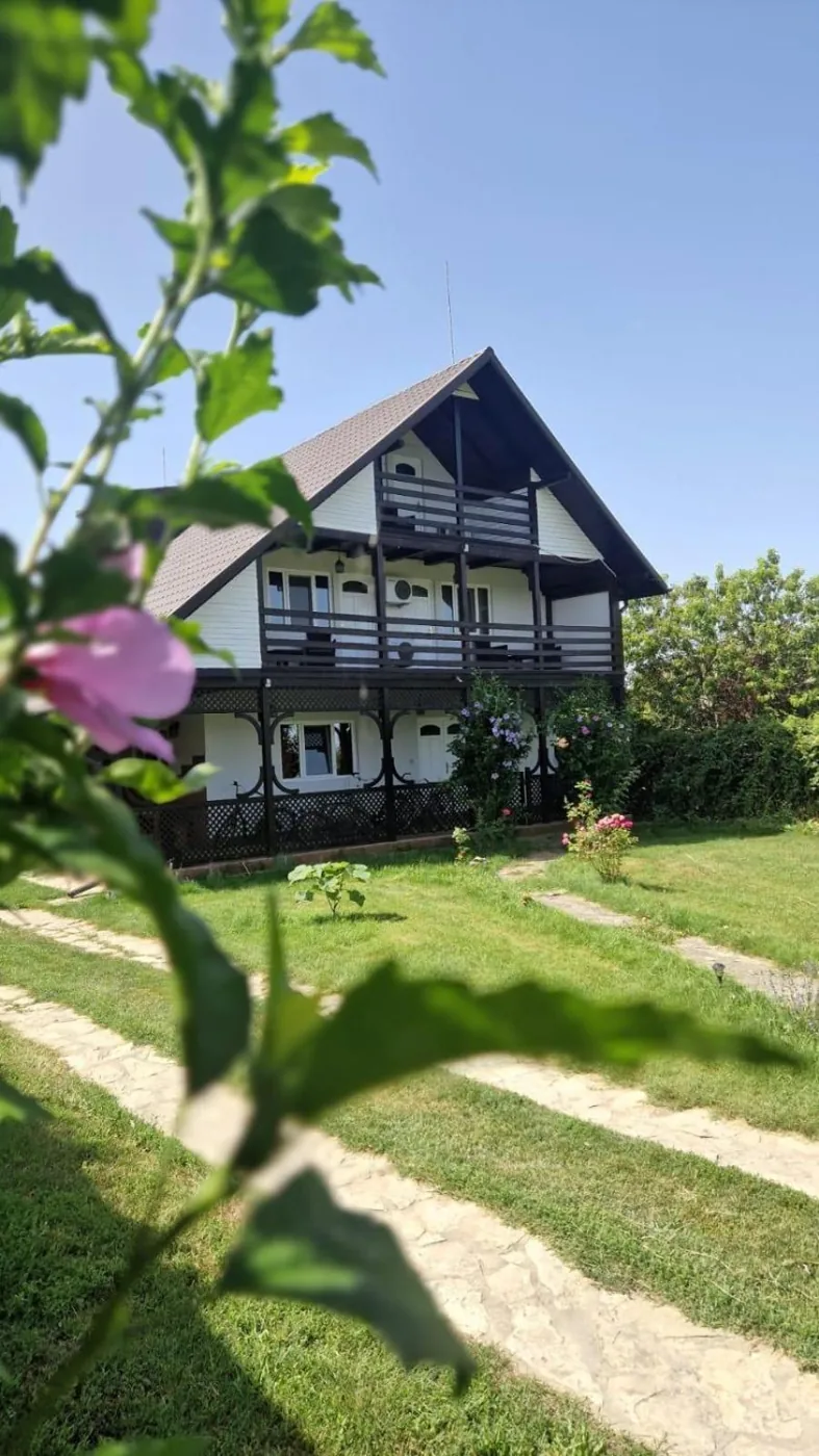 Pensiunea Fortuna din Gorgova, exterior